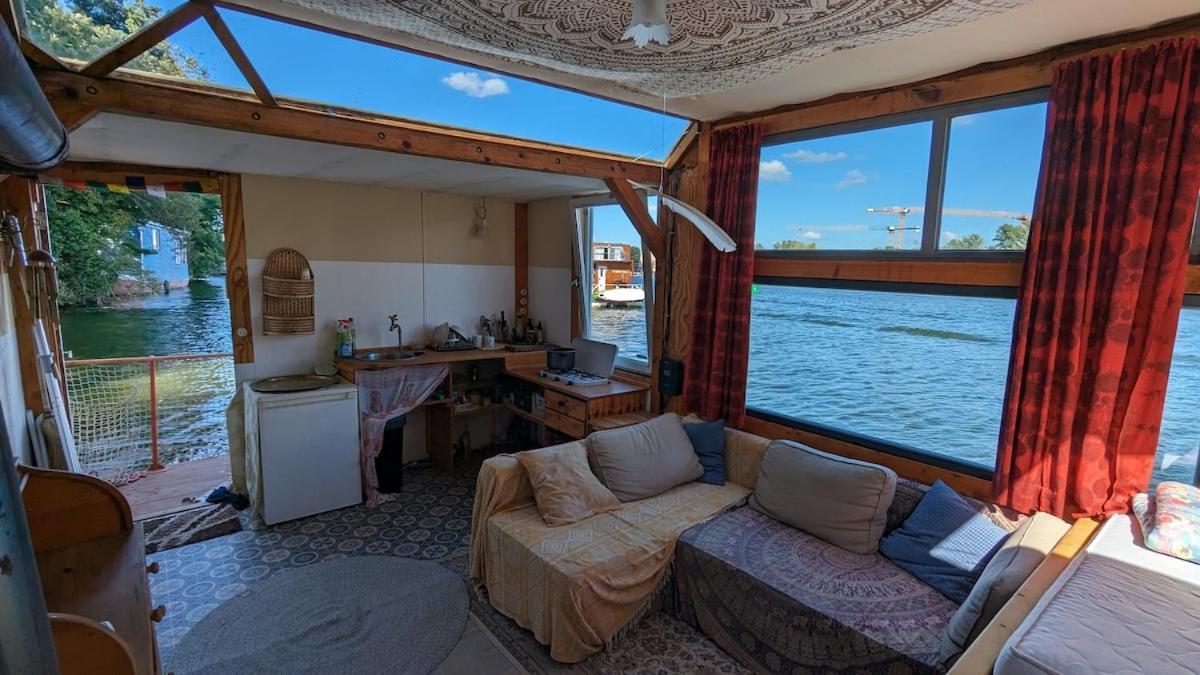 Floating Bådhotel